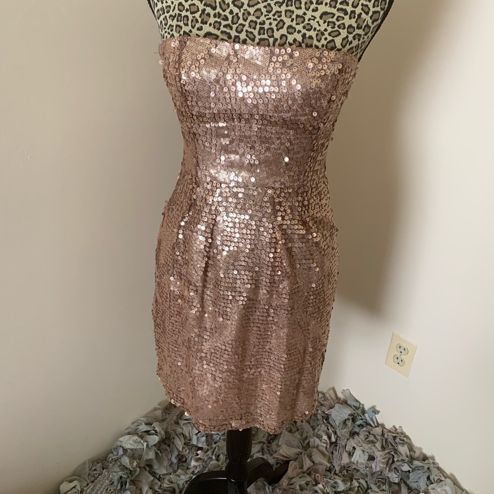Great BCBG rose gold sequin cocktail dress. NWT